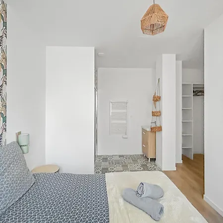 Maison Moderne T5 - 4 Ch Sdb Privatives - Terrasse Villa Poitiers