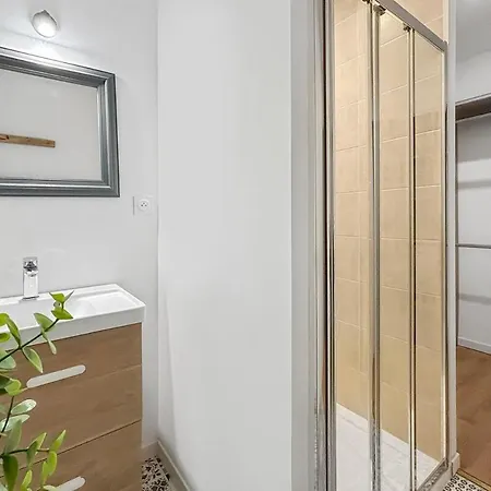 Maison Moderne T5 - 4 Ch Sdb Privatives - Terrasse * פואטייה