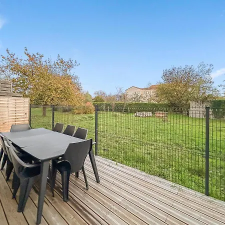 Maison Moderne T5 - 4 Ch Sdb Privatives - Terrasse *